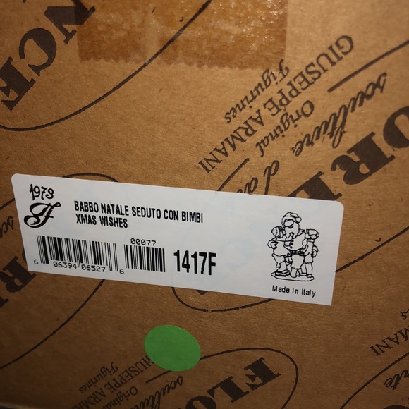 Giuseppe Armani Christmas Wishes Figurine - Picture 4 of 4